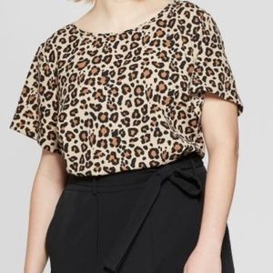 Leopard Print Short Sleeve Button Back Top